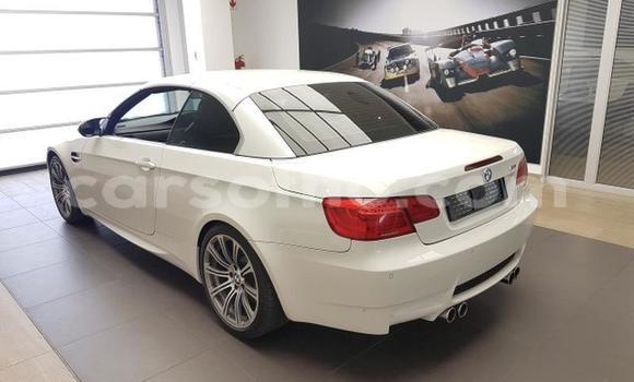 Sayi Na hannu BMW M3 White Mota in Maseru a Maseru Sayi Na hannu BMW M3 White Mota in Maseru a Maseru
