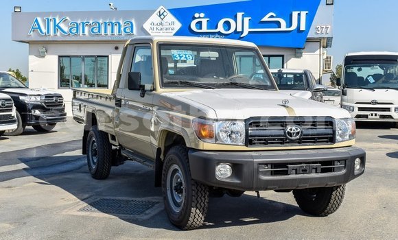اشتري Imported Toyota Land Cruiser Beige سيارة في Import - Dubai في Maseru اشتري Imported Toyota Land Cruiser Beige سيارة في Import - Dubai في Maseru