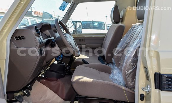 اشتري Imported Toyota Land Cruiser Beige سيارة في Import - Dubai في Maseru اشتري Imported Toyota Land Cruiser Beige سيارة في Import - Dubai في Maseru