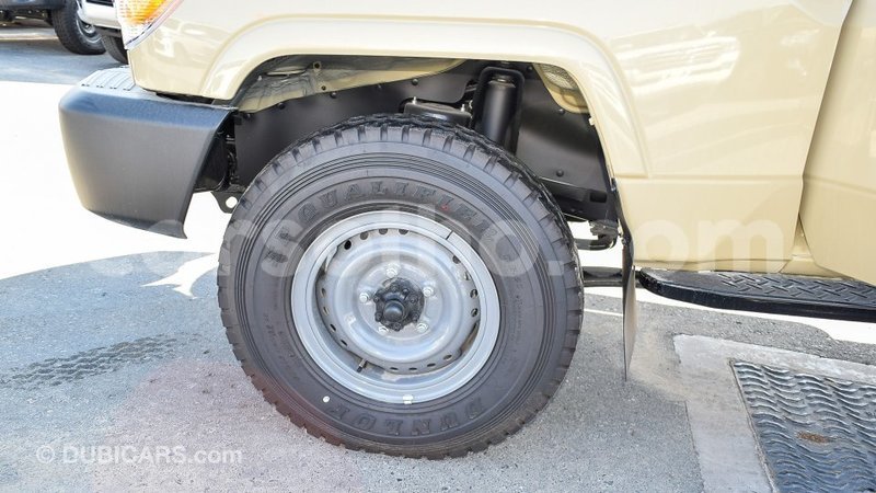 Big with watermark toyota land cruiser maseru import dubai 15933