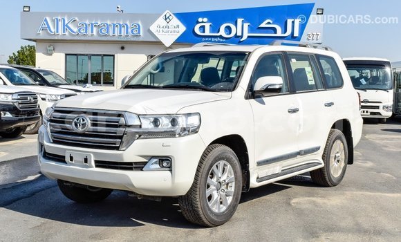 اشتري Imported Toyota Land Cruiser White سيارة في Import - Dubai في Maseru اشتري Imported Toyota Land Cruiser White سيارة في Import - Dubai في Maseru