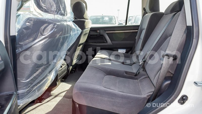 Big with watermark toyota land cruiser maseru import dubai 15934