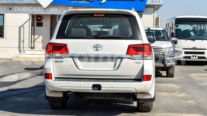 Big with watermark toyota land cruiser maseru import dubai 15934