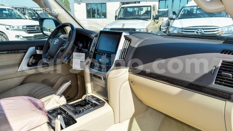 Big with watermark toyota land cruiser maseru import dubai 15935
