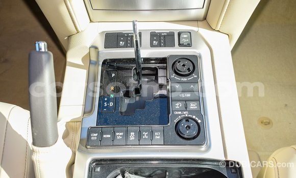 اشتري Imported Toyota Land Cruiser Black سيارة في Import - Dubai في Maseru اشتري Imported Toyota Land Cruiser Black سيارة في Import - Dubai في Maseru