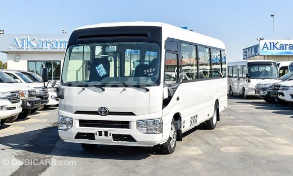 اشتري Imported Toyota Coaster White سيارة في Import - Dubai في Maseru اشتري Imported Toyota Coaster White سيارة في Import - Dubai في Maseru