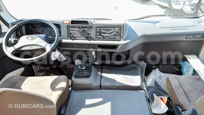 Big with watermark toyota coaster maseru import dubai 15936