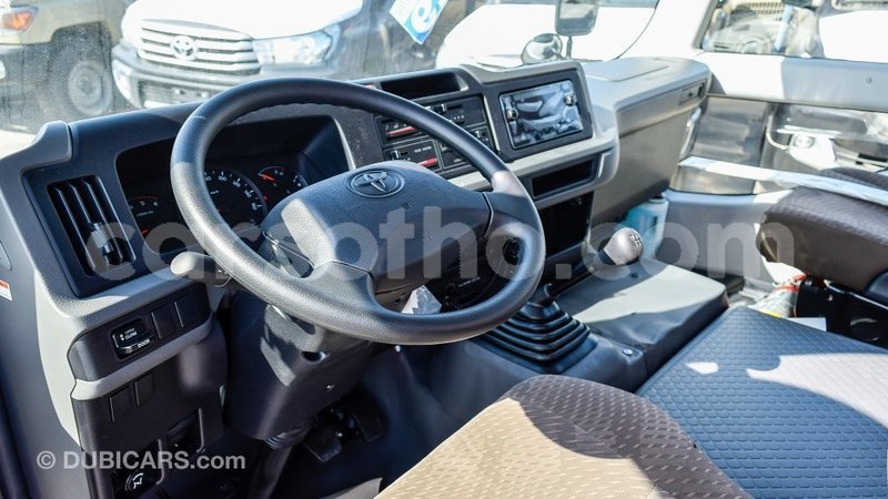 Big with watermark toyota coaster maseru import dubai 15936