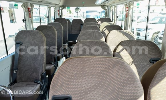 اشتري Imported Toyota Coaster White سيارة في Import - Dubai في Maseru اشتري Imported Toyota Coaster White سيارة في Import - Dubai في Maseru