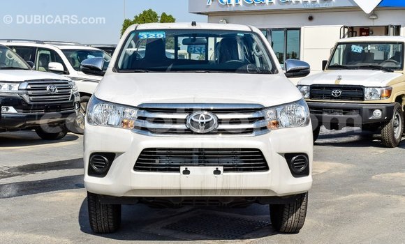 اشتري Imported Toyota Hilux White سيارة في Import - Dubai في Maseru اشتري Imported Toyota Hilux White سيارة في Import - Dubai في Maseru
