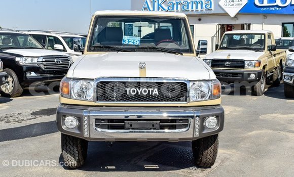 اشتري Imported Toyota Land Cruiser Beige سيارة في Import - Dubai في Maseru اشتري Imported Toyota Land Cruiser Beige سيارة في Import - Dubai في Maseru