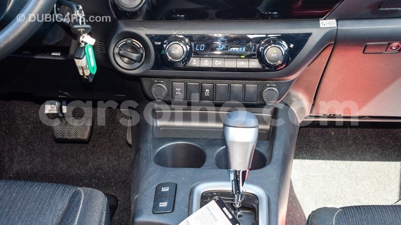 Big with watermark toyota hilux maseru import dubai 15939