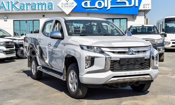 اشتري Imported Mitsubishi L200 White سيارة في Import - Dubai في Maseru اشتري Imported Mitsubishi L200 White سيارة في Import - Dubai في Maseru