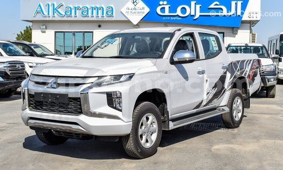 اشتري Imported Mitsubishi L200 White سيارة في Import - Dubai في Maseru اشتري Imported Mitsubishi L200 White سيارة في Import - Dubai في Maseru