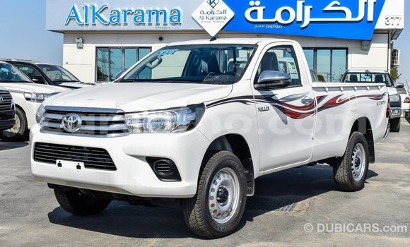 اشتري Imported Toyota Hilux White سيارة في Import - Dubai في Maseru اشتري Imported Toyota Hilux White سيارة في Import - Dubai في Maseru