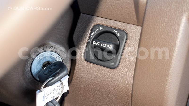 Big with watermark toyota land cruiser maseru import dubai 15946