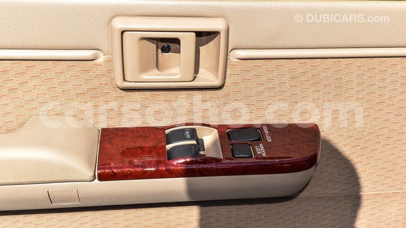 Big with watermark toyota land cruiser maseru import dubai 15946