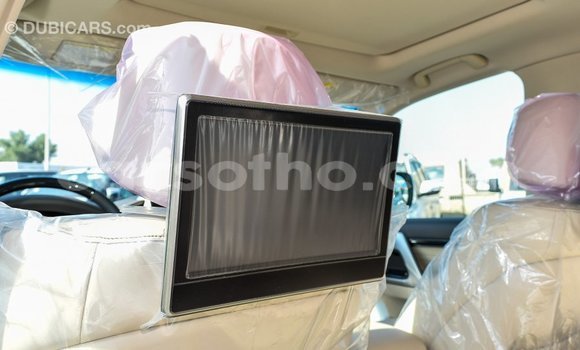 اشتري Imported Toyota Land Cruiser White سيارة في Import - Dubai في Maseru اشتري Imported Toyota Land Cruiser White سيارة في Import - Dubai في Maseru
