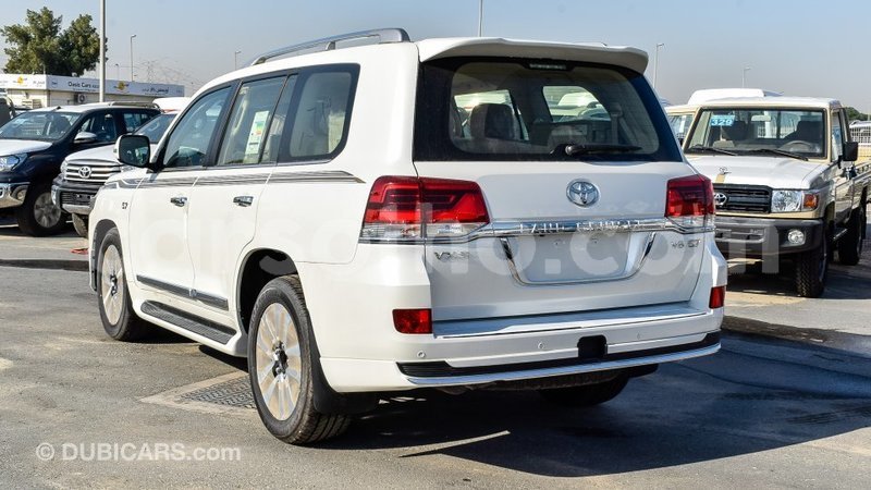 Big with watermark toyota land cruiser maseru import dubai 15947