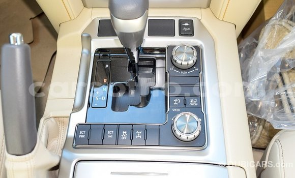 اشتري Imported Toyota Land Cruiser Black سيارة في Import - Dubai في Maseru اشتري Imported Toyota Land Cruiser Black سيارة في Import - Dubai في Maseru