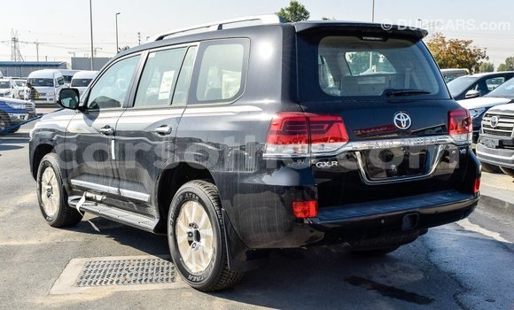 اشتري Imported Toyota Land Cruiser Black سيارة في Import - Dubai في Maseru اشتري Imported Toyota Land Cruiser Black سيارة في Import - Dubai في Maseru