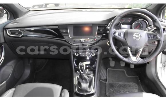 Acheter Occasion Voiture Opel Astra Blanc à Maputsoe, Leribe Acheter Occasion Voiture Opel Astra Blanc à Maputsoe, Leribe