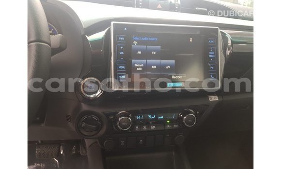 Acheter Import Voiture Toyota Hilux Autre à Import - Dubai, Maseru Acheter Import Voiture Toyota Hilux Autre à Import - Dubai, Maseru