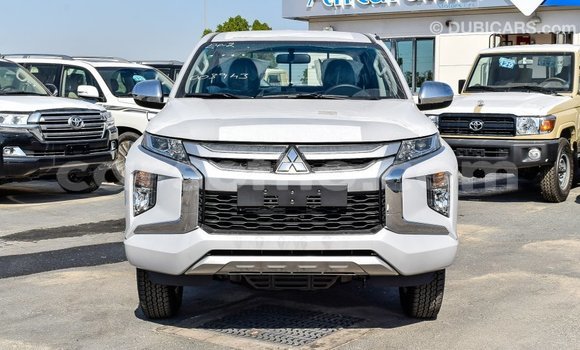 اشتري Imported Mitsubishi L200 White سيارة في Import - Dubai في Maseru اشتري Imported Mitsubishi L200 White سيارة في Import - Dubai في Maseru