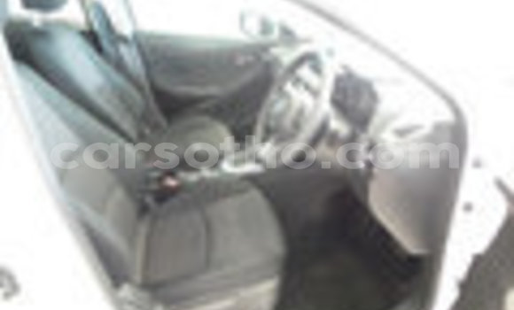 Sayi Na hannu Mazda 121 White Mota in Maseru a Maseru Sayi Na hannu Mazda 121 White Mota in Maseru a Maseru