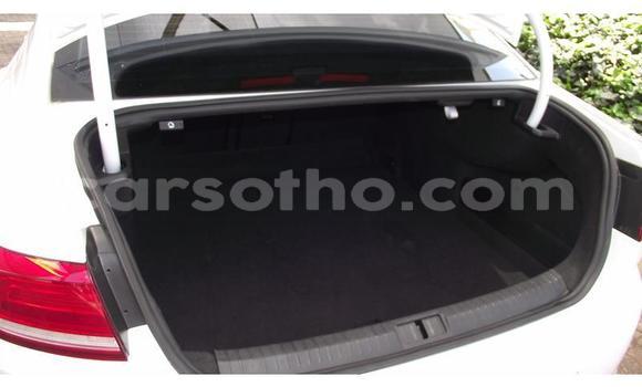 Acheter Occasion Voiture Volkswagen Passat Blanc à Maseru, Maseru Acheter Occasion Voiture Volkswagen Passat Blanc à Maseru, Maseru