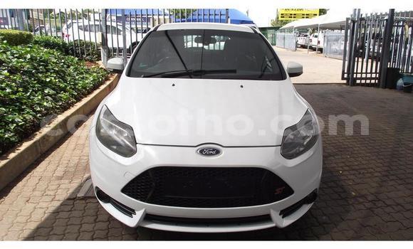 Sayi Na hannu Ford Focus ST White Mota in Maseru a Maseru Sayi Na hannu Ford Focus ST White Mota in Maseru a Maseru
