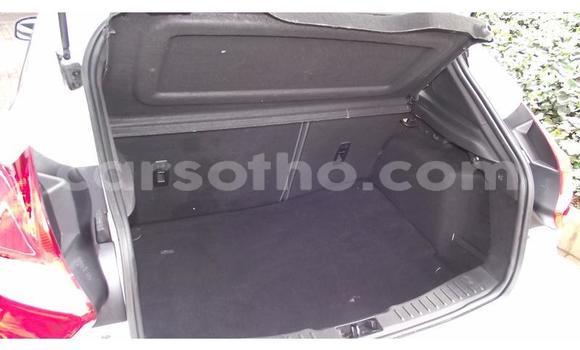 Sayi Na hannu Ford Focus ST White Mota in Maseru a Maseru Sayi Na hannu Ford Focus ST White Mota in Maseru a Maseru