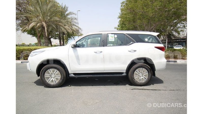 Big with watermark toyota fortuner maseru import dubai 15976