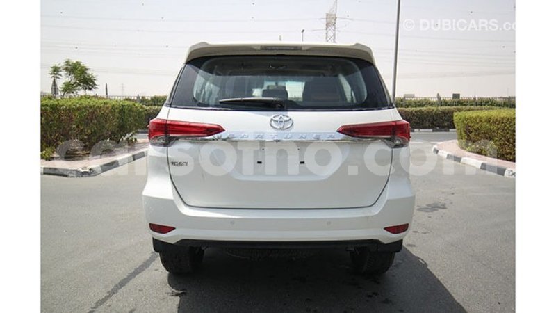 Big with watermark toyota fortuner maseru import dubai 15976