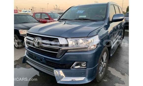 Sayi Imported Toyota Land Cruiser Blue Mota in Import - Dubai a Maseru Sayi Imported Toyota Land Cruiser Blue Mota in Import - Dubai a Maseru