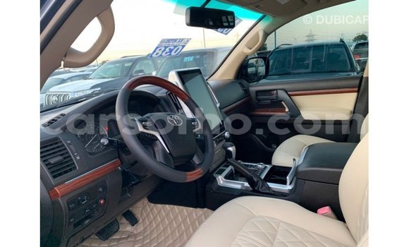 Sayi Imported Toyota Land Cruiser Blue Mota in Import - Dubai a Maseru Sayi Imported Toyota Land Cruiser Blue Mota in Import - Dubai a Maseru