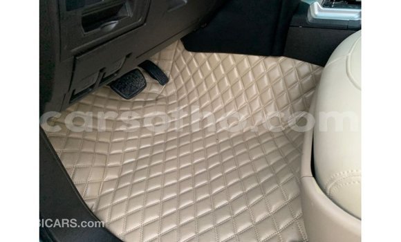 Sayi Imported Toyota Land Cruiser Blue Mota in Import - Dubai a Maseru Sayi Imported Toyota Land Cruiser Blue Mota in Import - Dubai a Maseru