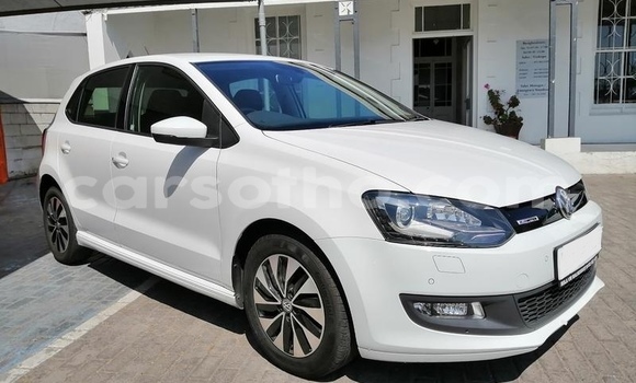اشتري مستعمل Volkswagen Polo White سيارة في Hlotse في Leribe اشتري مستعمل Volkswagen Polo White سيارة في Hlotse في Leribe