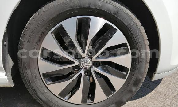 اشتري مستعمل Volkswagen Polo White سيارة في Hlotse في Leribe اشتري مستعمل Volkswagen Polo White سيارة في Hlotse في Leribe
