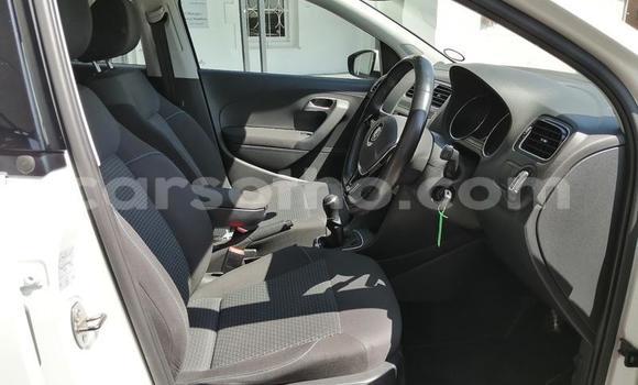 اشتري مستعمل Volkswagen Polo White سيارة في Hlotse في Leribe اشتري مستعمل Volkswagen Polo White سيارة في Hlotse في Leribe