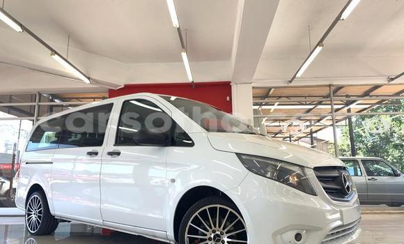 Sayi Na hannu Mercedes-Benz Vito White Mota in Maseru a Maseru Sayi Na hannu Mercedes-Benz Vito White Mota in Maseru a Maseru
