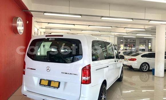 Sayi Na hannu Mercedes-Benz Vito White Mota in Maseru a Maseru Sayi Na hannu Mercedes-Benz Vito White Mota in Maseru a Maseru