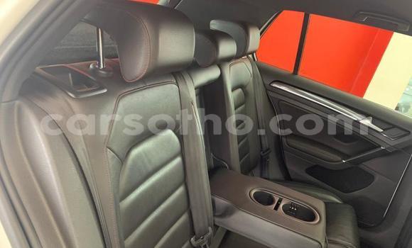 Sayi Na hannu Volkswagen Golf GTI White Mota in Maseru a Maseru Sayi Na hannu Volkswagen Golf GTI White Mota in Maseru a Maseru