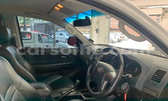 Acheter Occasion Voiture Toyota Fortuner Blanc à Maseru, Maseru Acheter Occasion Voiture Toyota Fortuner Blanc à Maseru, Maseru