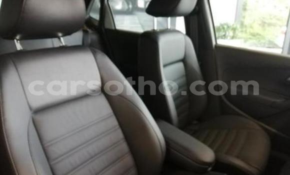 Sayi Na hannu Volkswagen Polo White Mota in Roma a Maseru Sayi Na hannu Volkswagen Polo White Mota in Roma a Maseru