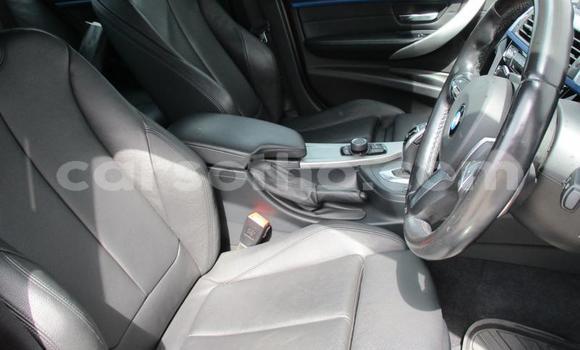 Sayi Na hannu BMW 3–Series Red Mota in Maseru a Maseru Sayi Na hannu BMW 3–Series Red Mota in Maseru a Maseru