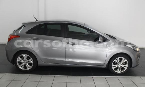 Sayi Na hannu Hyundai i30 Silver Mota in Roma a Maseru Sayi Na hannu Hyundai i30 Silver Mota in Roma a Maseru