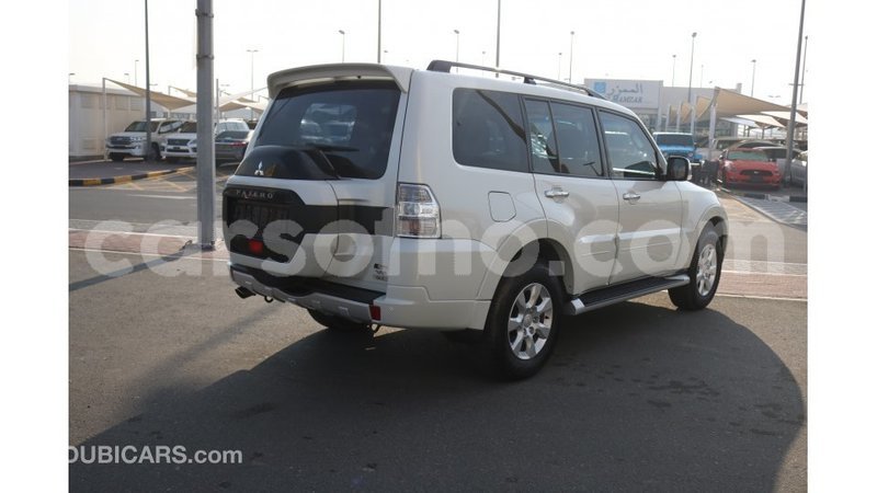 Big with watermark mitsubishi pajero maseru import dubai 16022