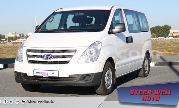 Acheter Import Voiture Hyundai Accent Blanc à Import - Dubai, Maseru Acheter Import Voiture Hyundai Accent Blanc à Import - Dubai, Maseru