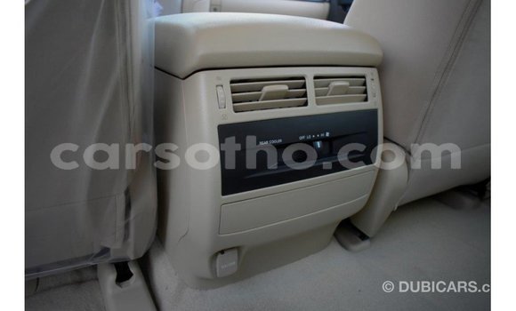 Buy Import Toyota Land Cruiser White Car in Import - Dubai in Maseru Buy Import Toyota Land Cruiser White Car in Import - Dubai in Maseru